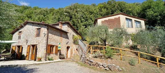 3 Schlafzimmer Haus in Borgo a Mozzano, Italy, Nr. 232525 4