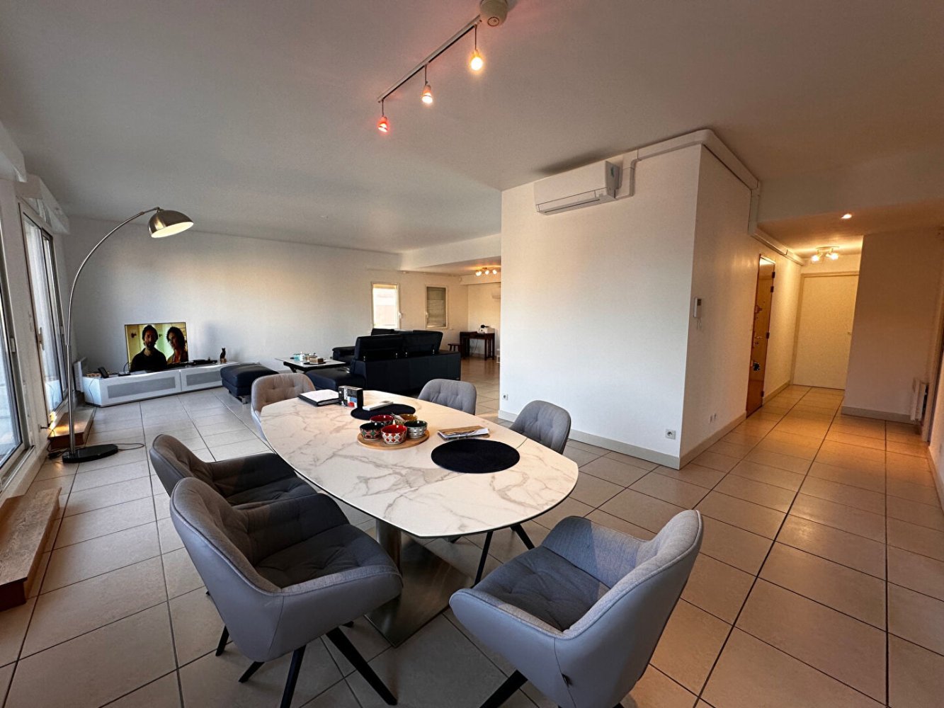 3 Schlafzimmer Wohnung in Bourges, France, Nr. 233033