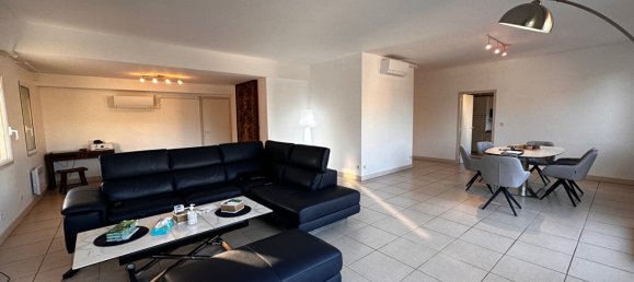 3 Schlafzimmer Wohnung in Bourges, France, Nr. 233033 2