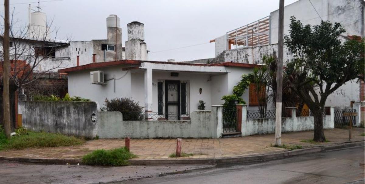 Дом с 2 спальнями в Bermudez, Аргентина № 57431