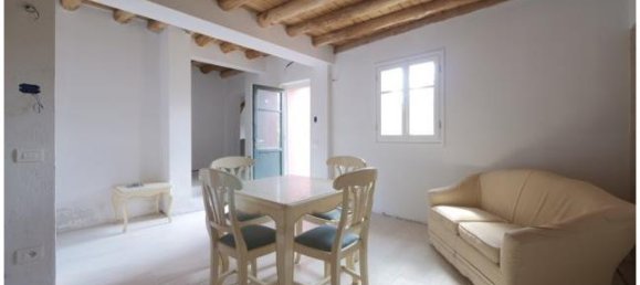 Apartamento de 2 habitaciónes en Albisola Superiore, Italy No. 253601 3