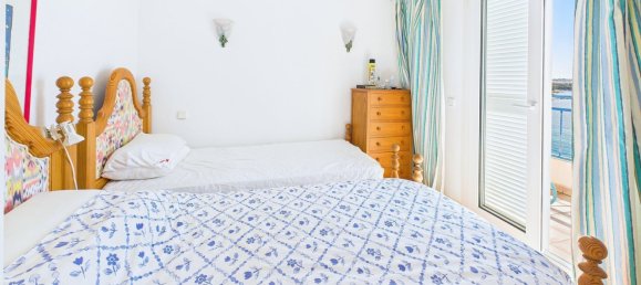 2 bedrooms Penthouse in Palmanova, Spain No. 159503 9