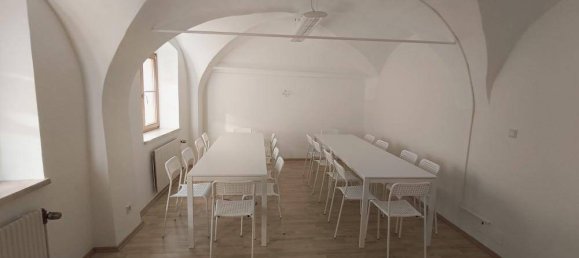 211m² Commercial property in Stockerau, Austria No. 172991 2