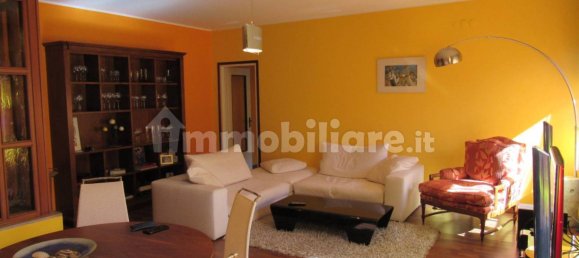 2 chambres Appartement à Trieste, Italy No. 300222 3