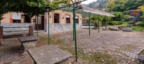 16 rooms Villa in Turin, Italy No. 112281 4