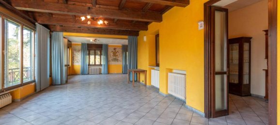 16 rooms Villa in Turin, Italy No. 112281 27
