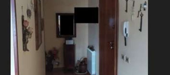 8-salle Appartement à Sesto Fiorentino, Italy No. 188587 14