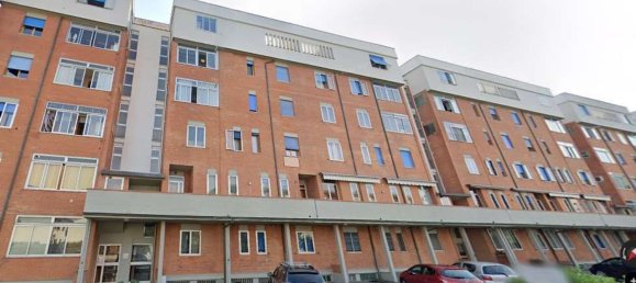 8-salle Appartement à Sesto Fiorentino, Italy No. 188587 2