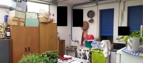 8-salle Appartement à Sesto Fiorentino, Italy No. 188587 7