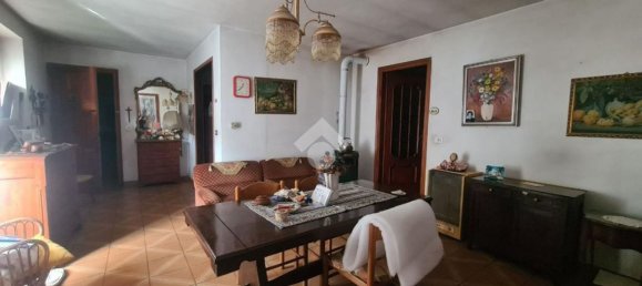 Дом с 9 комнатами в Локана, Италия № 1815 5