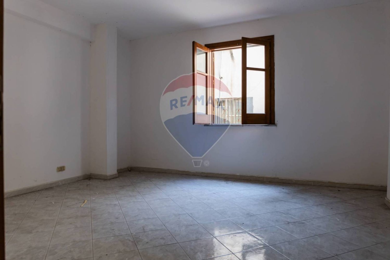Apartamento de 3 dormitorios en Bagheria, Italy No. 341661