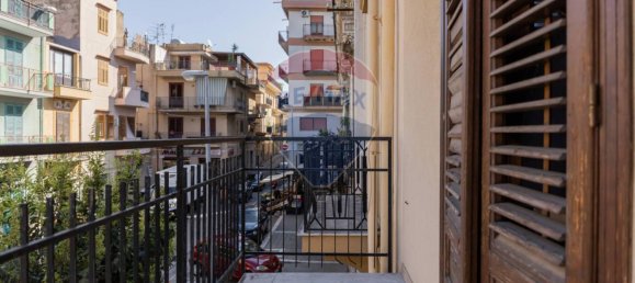 Apartamento de 3 dormitorios en Bagheria, Italy No. 341661 18