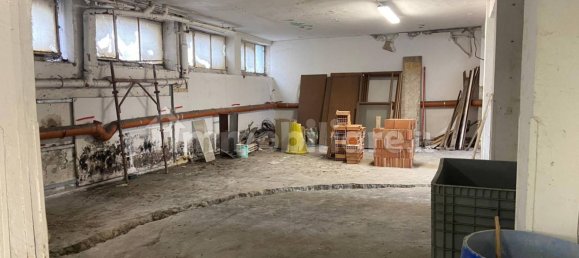 1 room Commercial property in Milan, Italy No. 279114 17