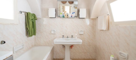 2 Schlafzimmer Haus in Carovigno, Italy, Nr. 41153 41