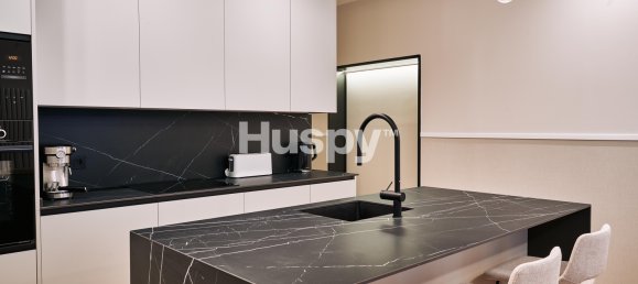 Apartamento de 3 dormitorios en Madrid, Spain No. 98437 21