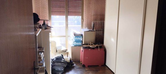 5 bedrooms Apartment in Pistoia, Italy No. 377524 2