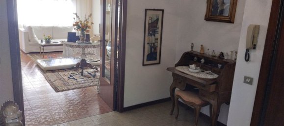 5 bedrooms Apartment in Pistoia, Italy No. 377524 26