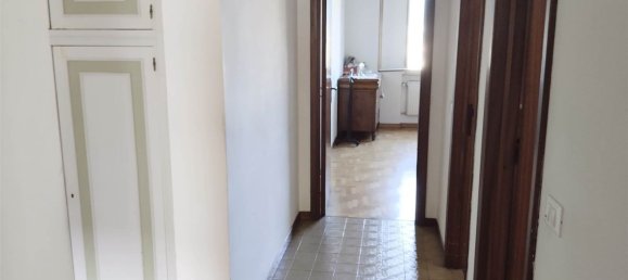 5 bedrooms Apartment in Pistoia, Italy No. 377524 38