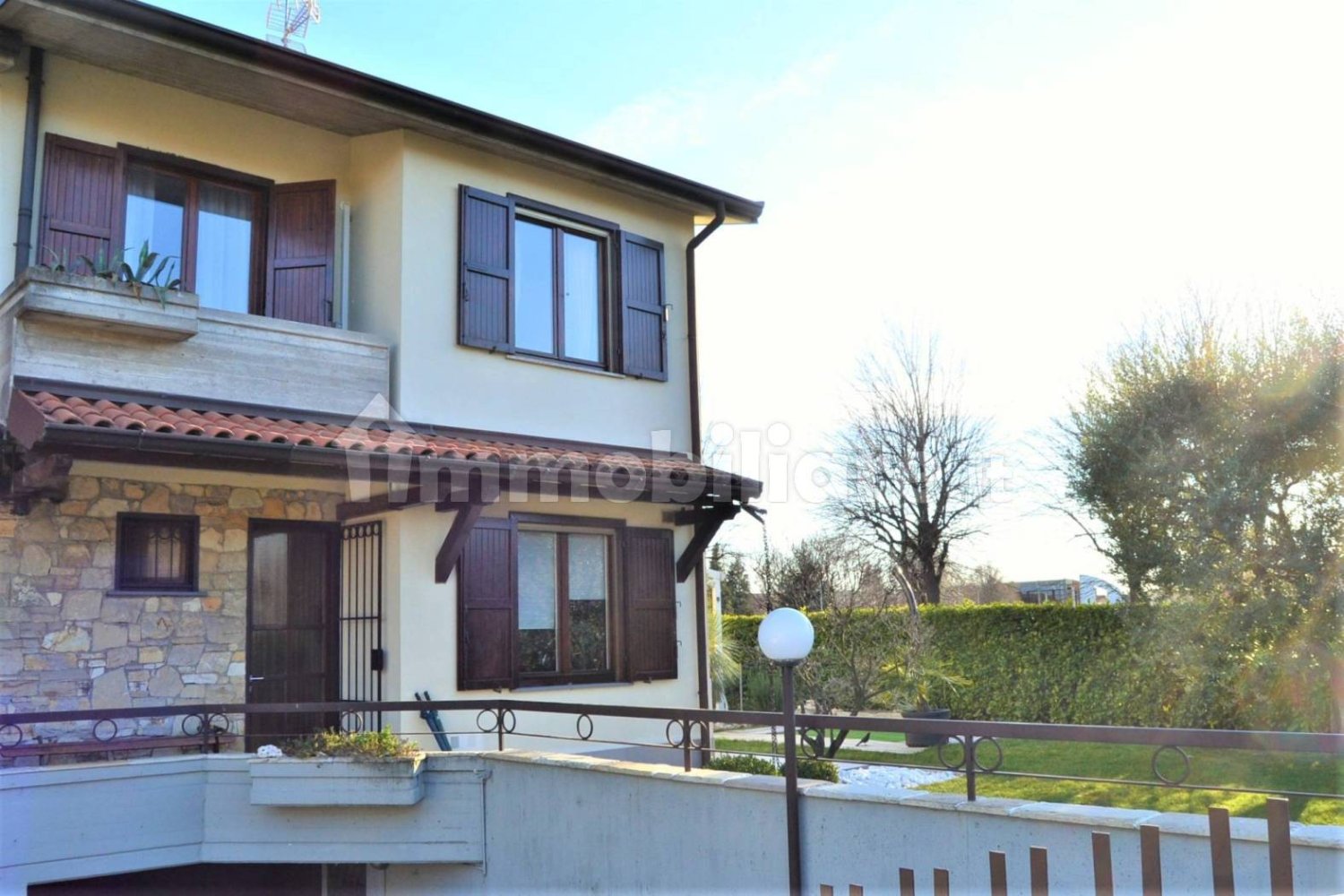 3 Schlafzimmer Haus in Treviolo, Italy, Nr. 326554