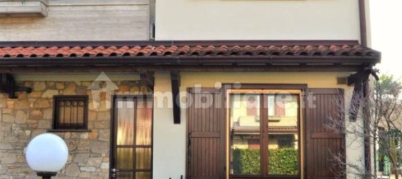 3 Schlafzimmer Haus in Treviolo, Italy, Nr. 326554 3