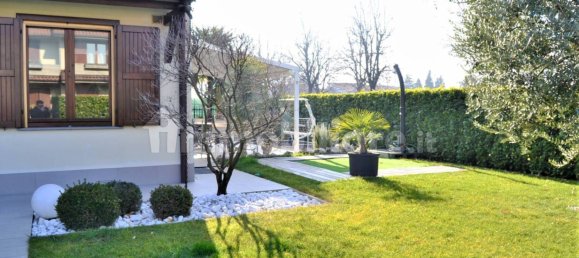 3 Schlafzimmer Haus in Treviolo, Italy, Nr. 326554 2