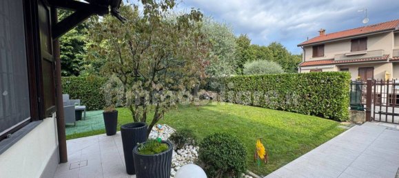 3 Schlafzimmer Haus in Treviolo, Italy, Nr. 326554 28