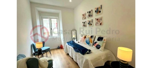 3 bedrooms Apartment in Lisbon, Portugal No. 181175 2