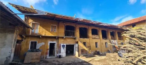 Casa de 12 divisões em Cirié, Italy N.º 211839 3