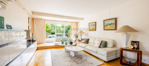 3 bedrooms Duplex in Paris, France No. 177818 4