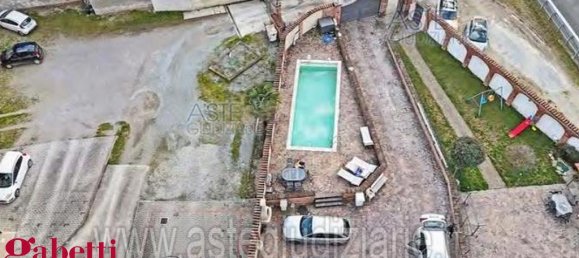 3 غرف نوم منزل في Bra, Italy رقم 353737 3