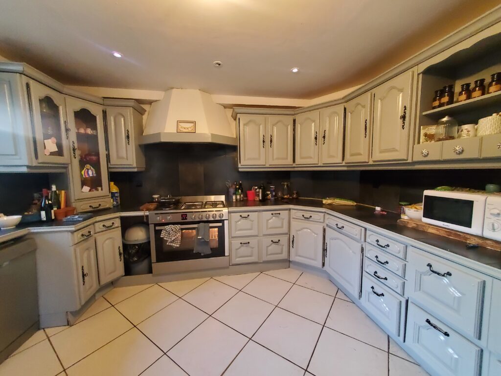 Casa de 4 dormitorios en Isere, France No. 199034