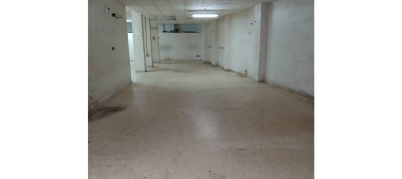 Коммерческая недвижимость 600м² в Валенсия, Испания № 177515 13