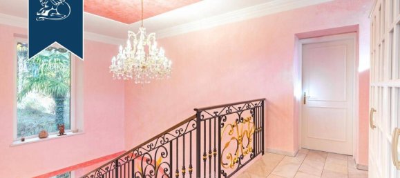 9 غرف نوم فيلا في Verbania, Italy رقم 316544 27