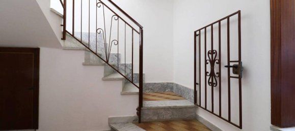 6 rooms House in Casal Velino, Italy No. 33751 11