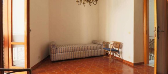 6 rooms House in Casal Velino, Italy No. 33751 3