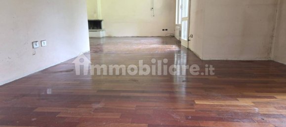 3 Schlafzimmer Villa in Correzzana, Italy, Nr. 288987 11