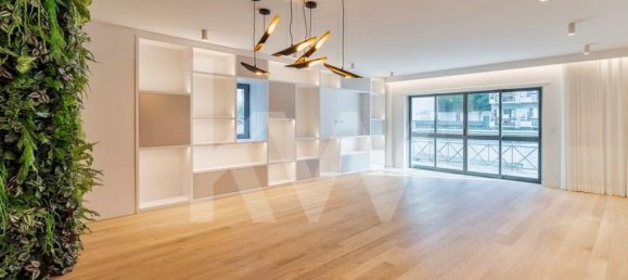 3 bedrooms Apartment in Cascais, Portugal No. 93805 9