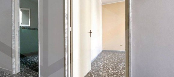 3-salle Maison à Triggiano, Italy No. 21440 9