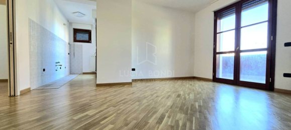 2 bedrooms Apartment in Arezzo, Italy No. 334675 2