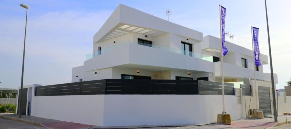 3 Schlafzimmer Villa in Dolores, Spain, Nr. 364914 2
