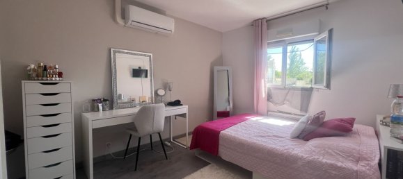 3 bedrooms House in Buxerolles, France No. 340143 5