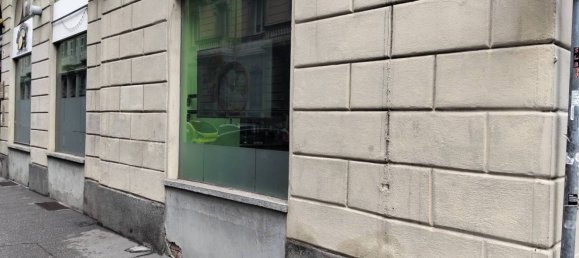 5 rooms Commercial property in Turin, Italy No. 208976 12