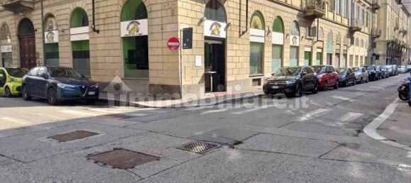5 rooms Commercial property in Turin, Italy No. 208976 16
