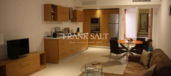 Квартира с 2 спальнями в Биргу, Мальта № 1076 3