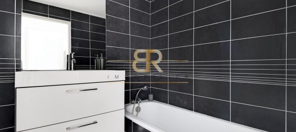 Apartamento de 2 dormitorios en Rosny-sous-Bois, France No. 167730 9