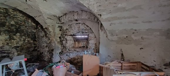 Дом с 10 комнатами в Альтопьяно делла Виголана, Италия № 254591 2