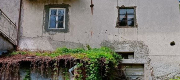 Дом с 10 комнатами в Альтопьяно делла Виголана, Италия № 254591 3