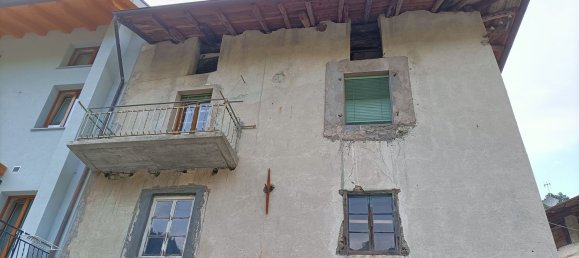 Дом с 10 комнатами в Альтопьяно делла Виголана, Италия № 254591 8