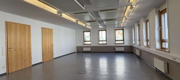 Bâtiment à Boblingen, Germany 352m² No. 369176 3