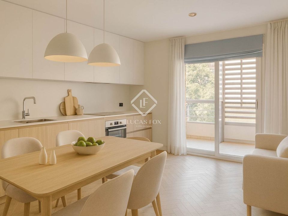 3 bedrooms Apartment in Madrid, Spain No. 183939